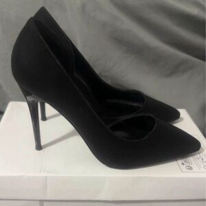 Elegant Black Stiletto Heels